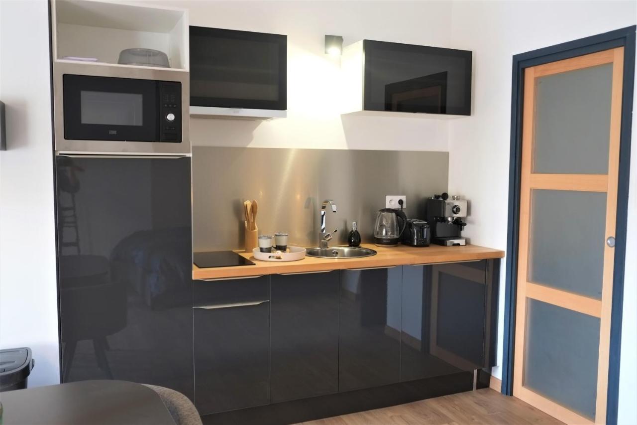 A L'ombre Des Remparts Apartment *