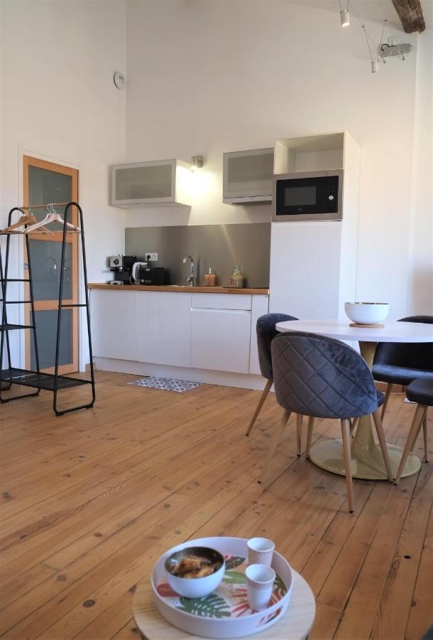 A L'ombre Des Remparts Apartment